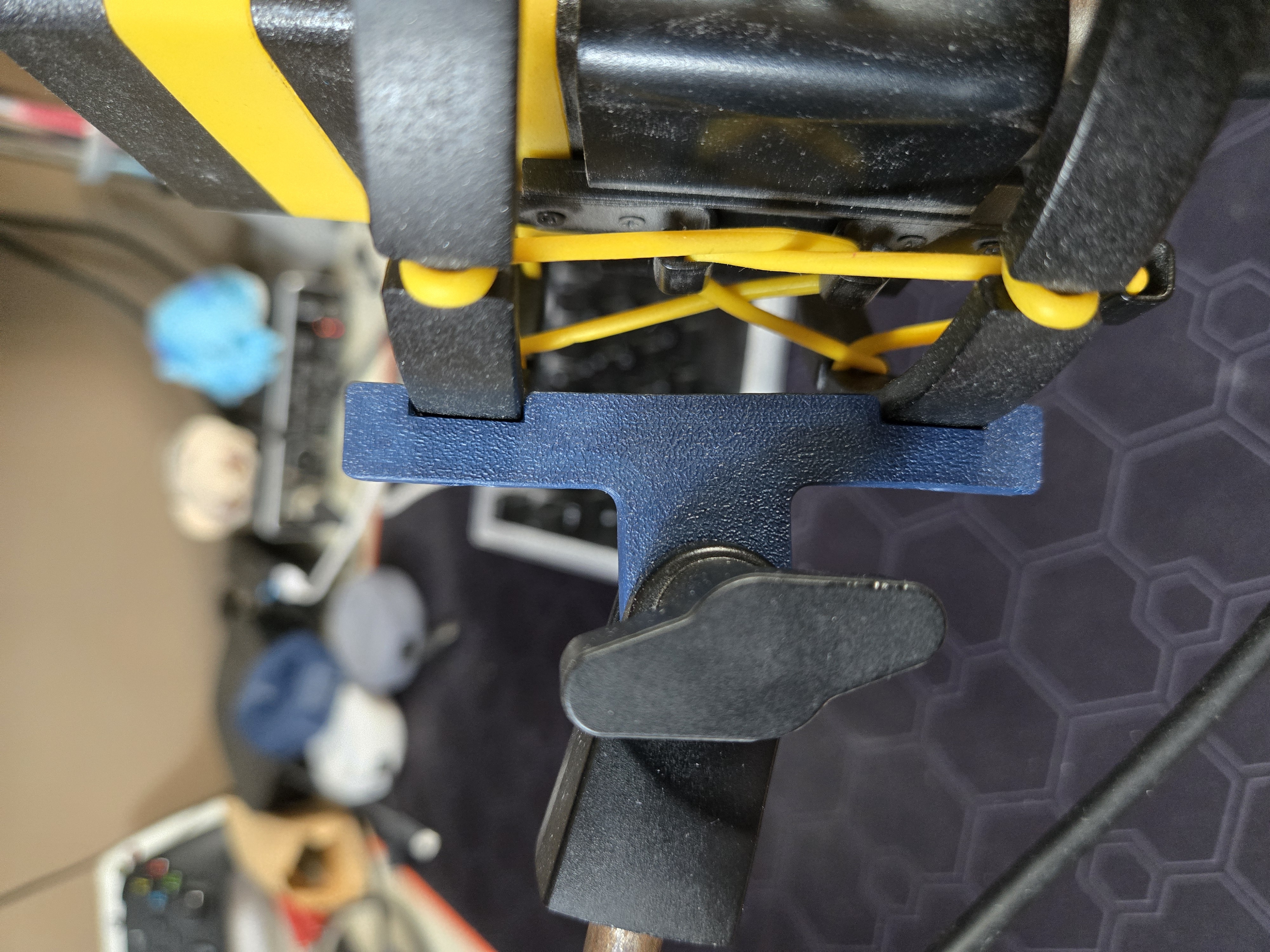 Neat King Bee microphone - Shock absorber replacement clip