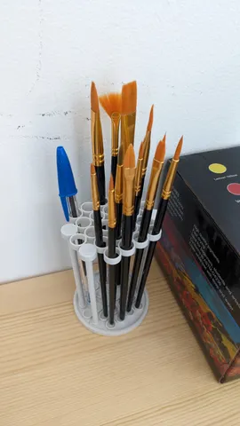Minimal Material Paint brush, Pen, Pencil holder