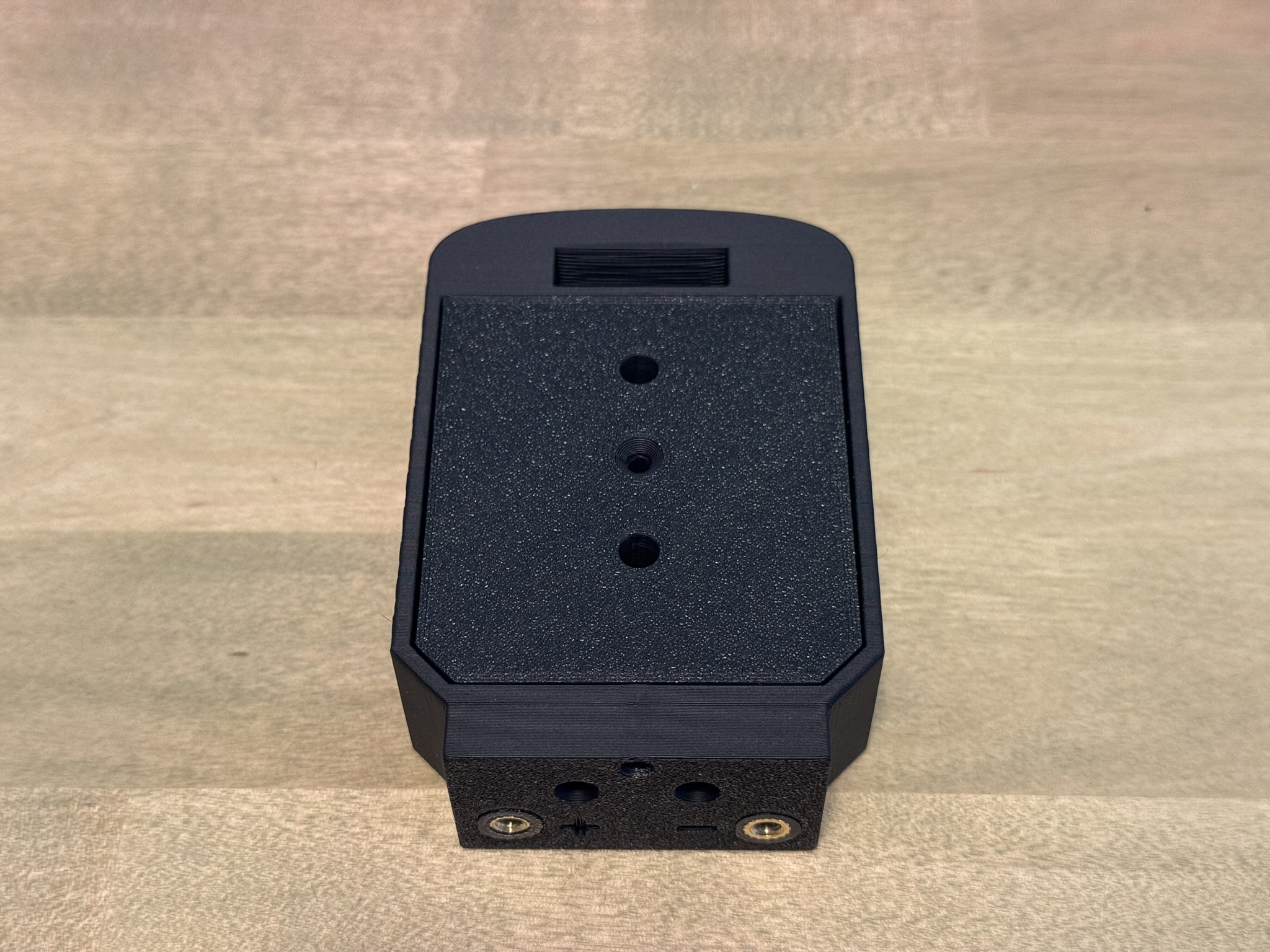 Miniatura 3 do modelo 3D Dewalt Battery Adapter