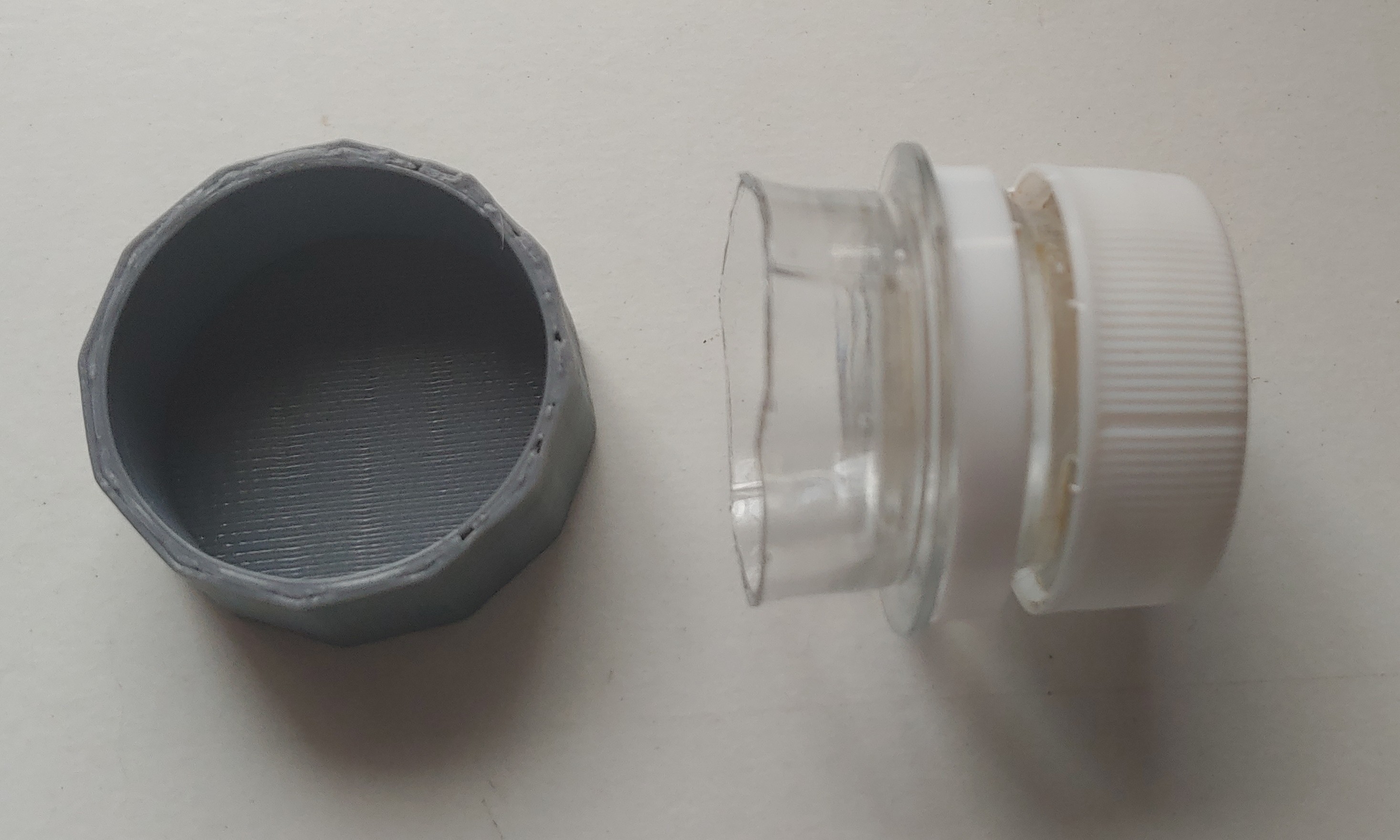 Mini PET Geocaching Container