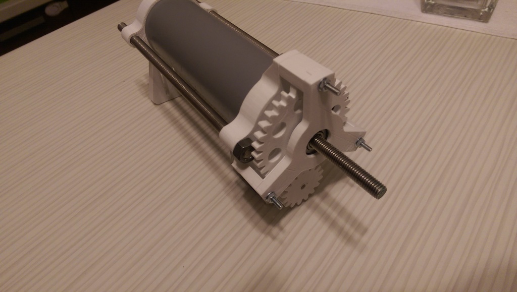 Bowden style paste extruder