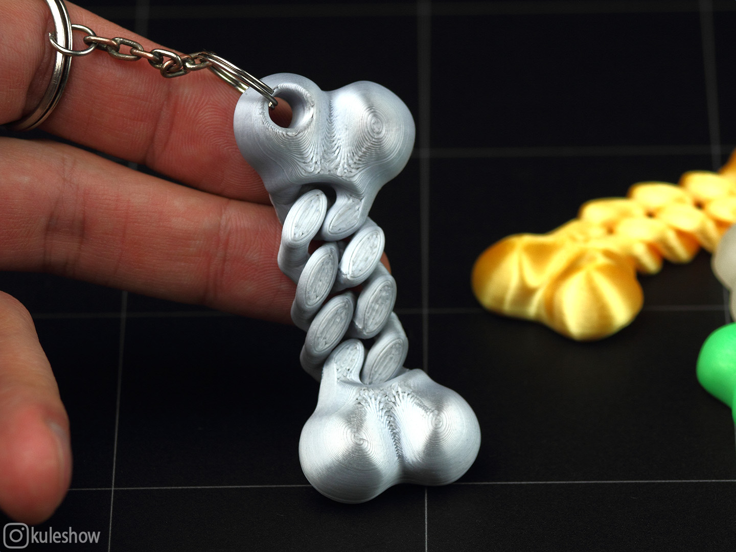 Miniatura 2 do modelo 3D Flexible Bone 2 (chain)