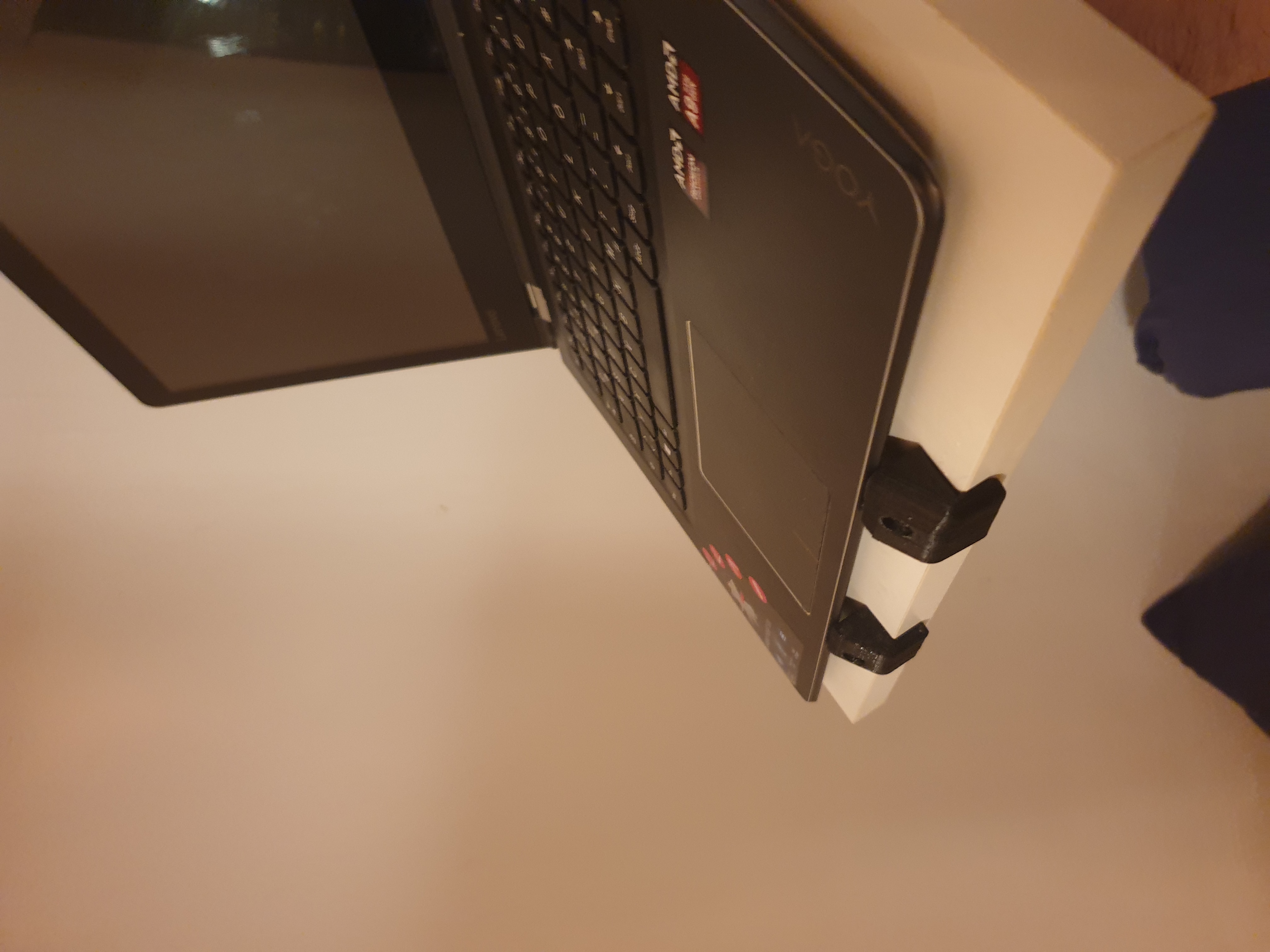 Laptop/Notebook holder