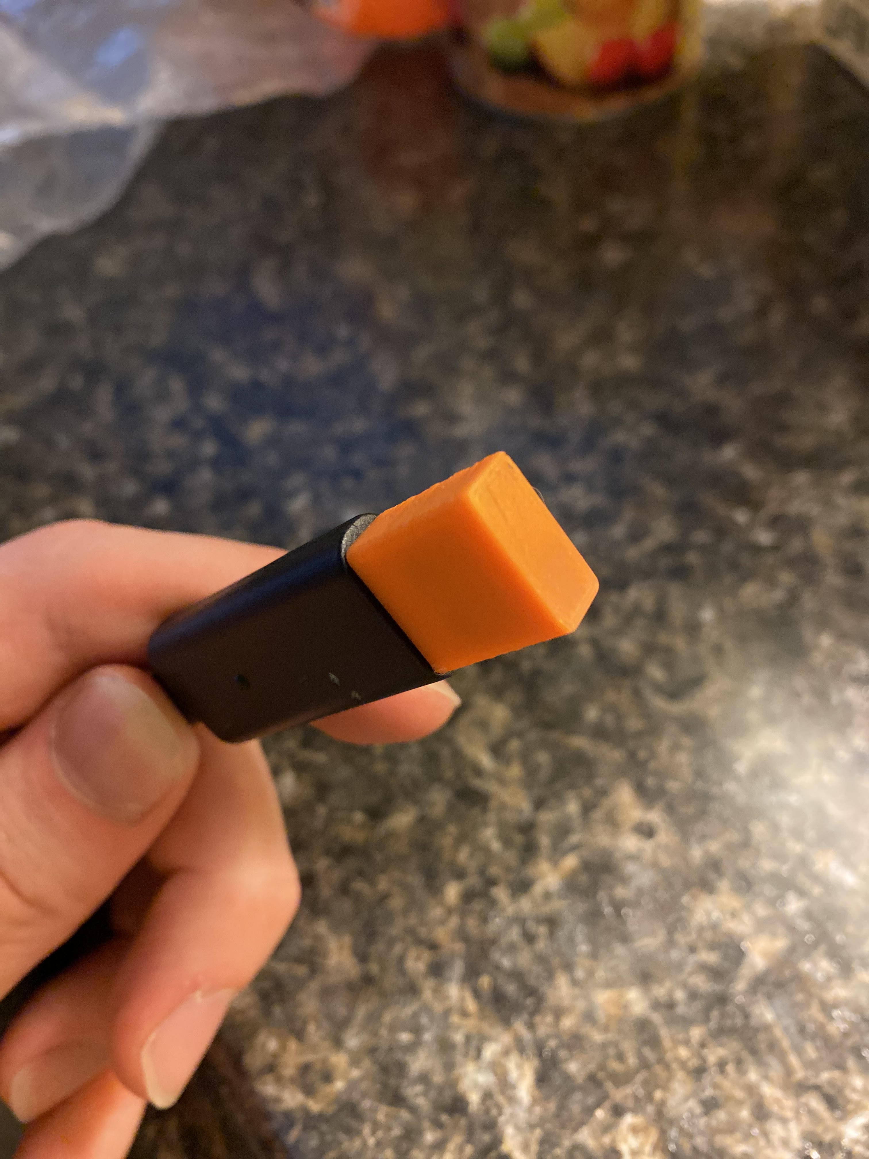 Miniatura 2 do modelo 3D USB Cap