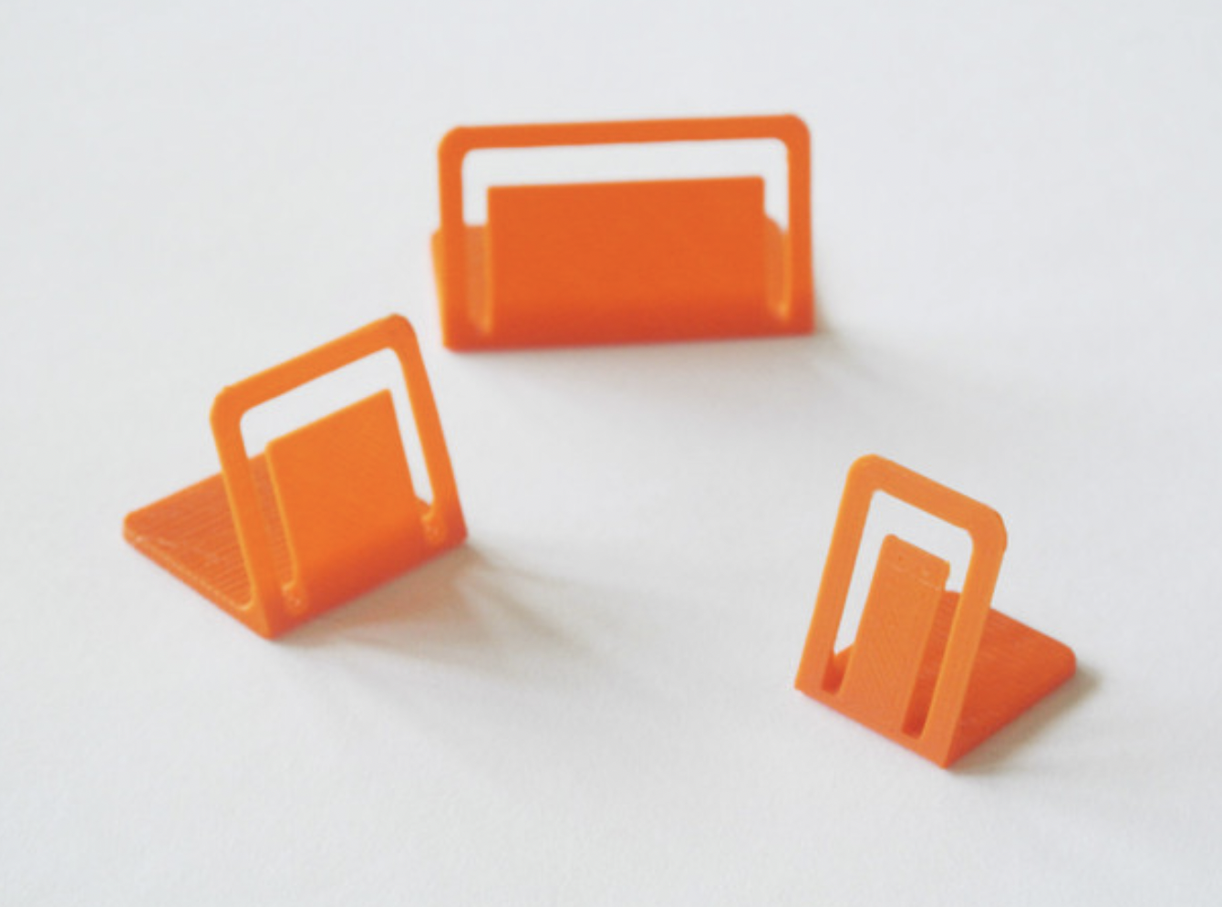 Miniatura 3 do modelo 3D Card Stand