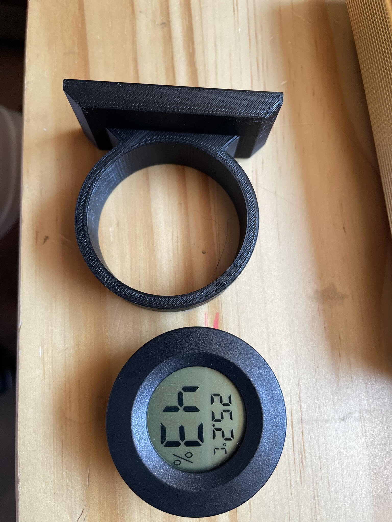Miniatura 3 do modelo 3D Round classic thermometer case
