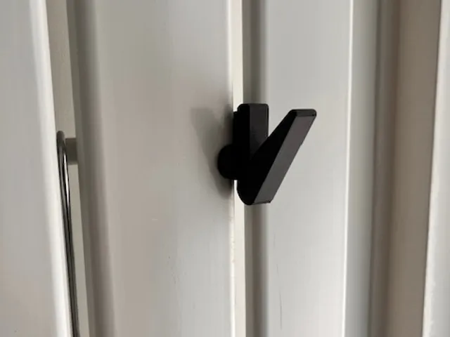 Towel hook, bathroom heater