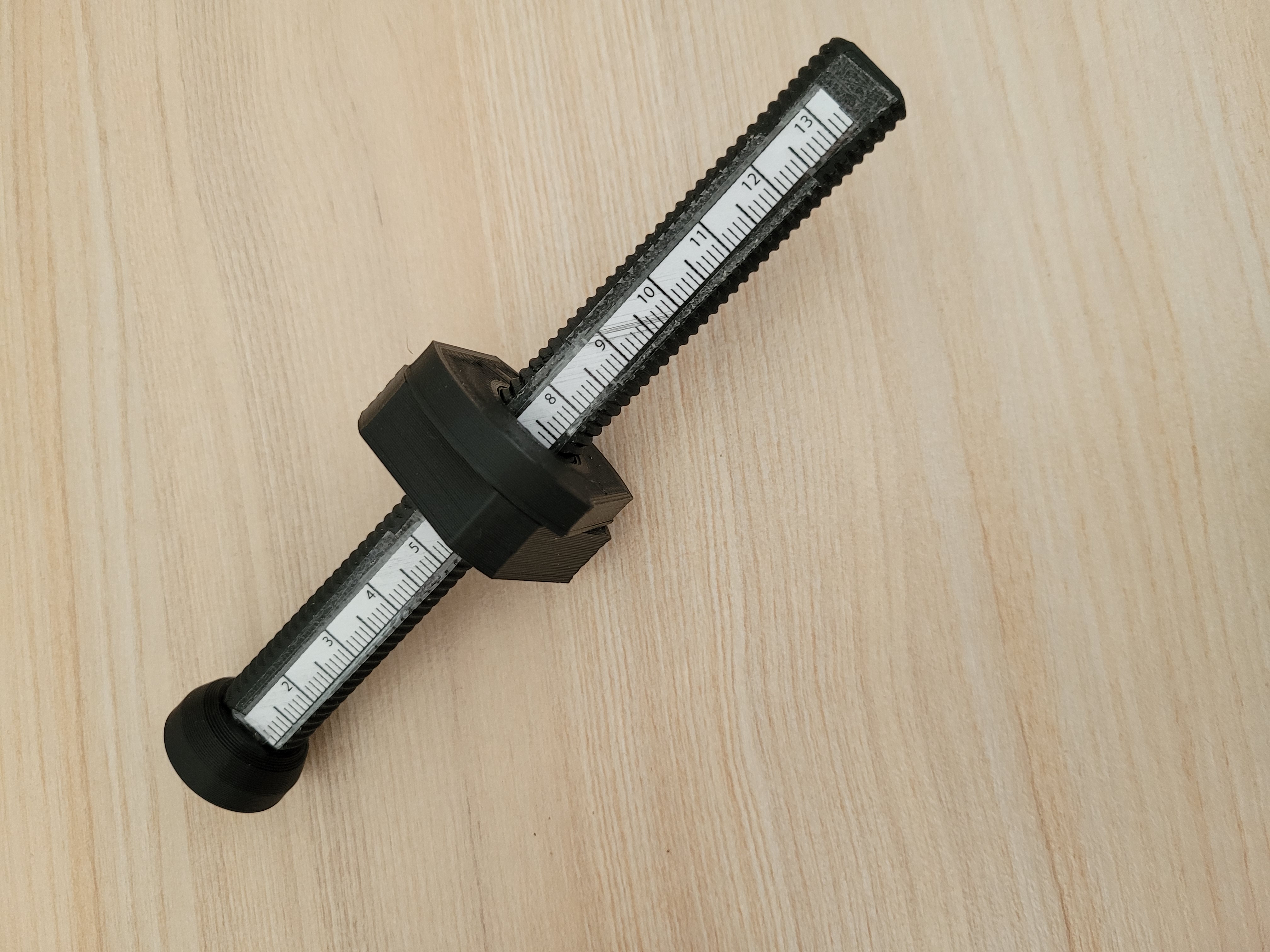 Rear suspension IFP depth setting tool