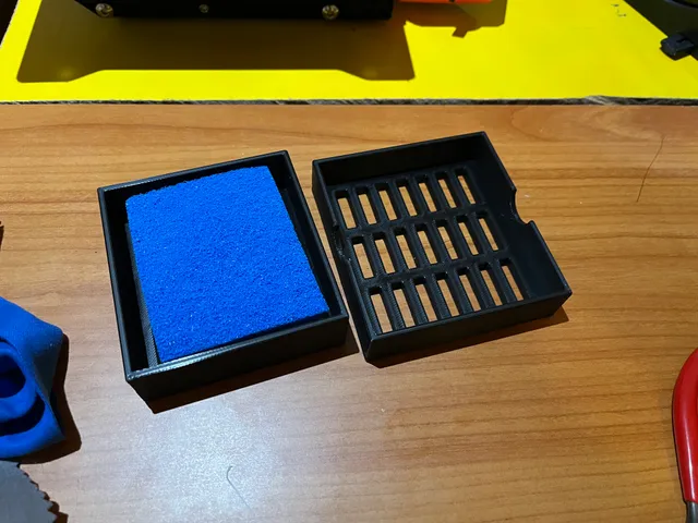 Aerated Sponge Travel Box