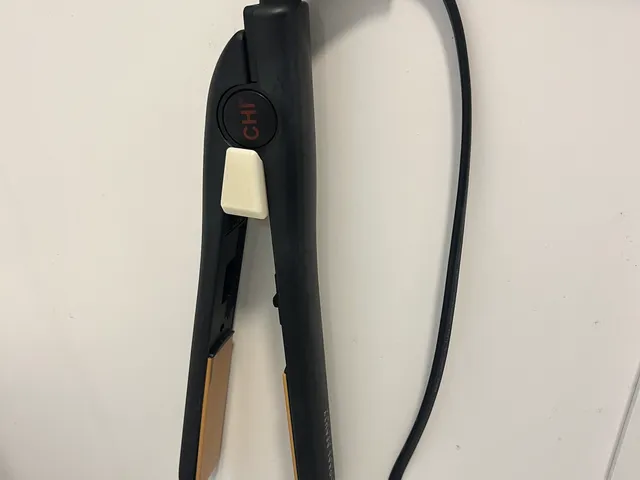 Hair Straightener Holder - Chi Original
