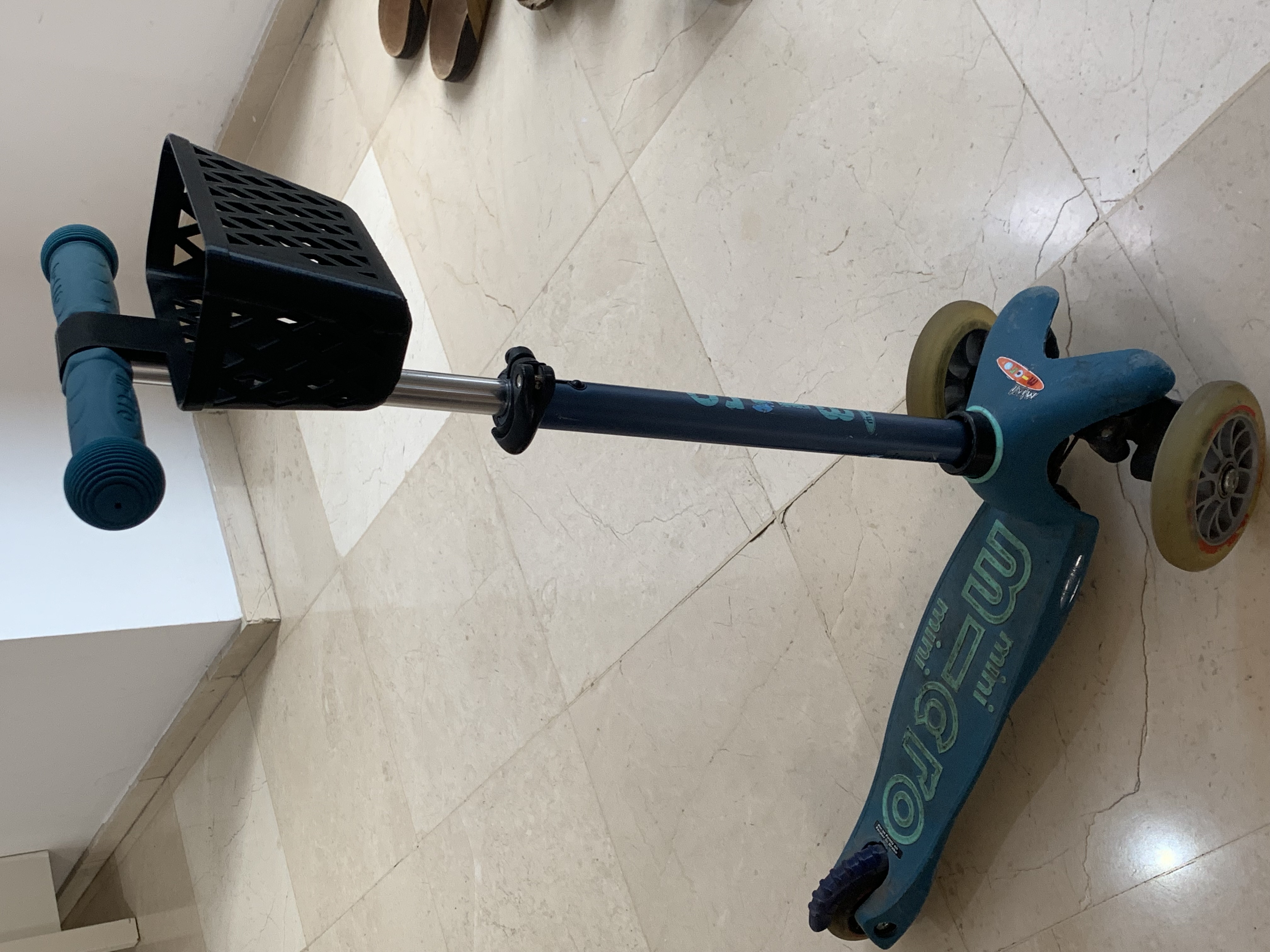 Scooter basket for kids