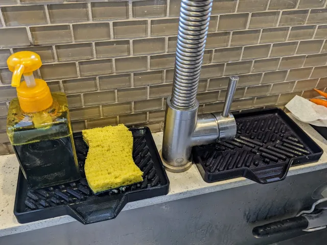 Kitchen/Bathroom Draining Soap Tray