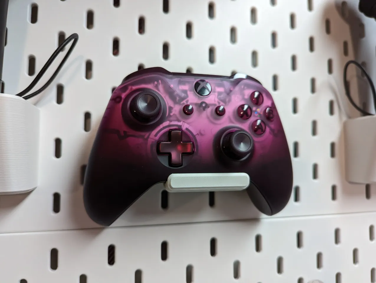 IKEA Skadis Xbox One Controller Holder With Lip by LayerCake