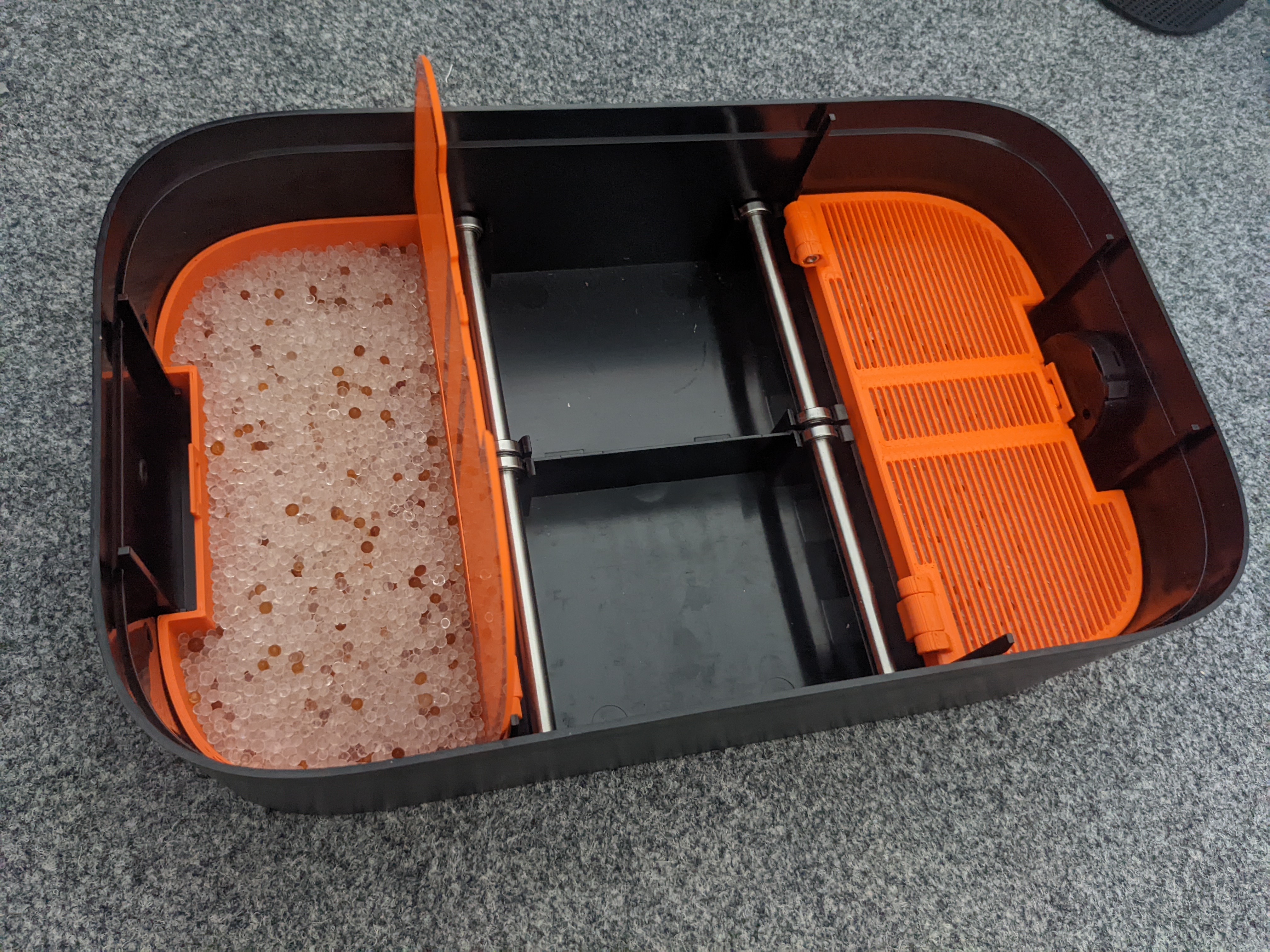 Desiccant tray / container for Polymaker Polybox II with top cover
