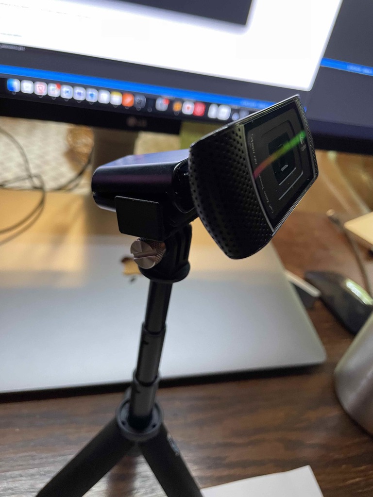 GoPro Slideon Mount for Logitech c920 (and other webcams) by tomreeb