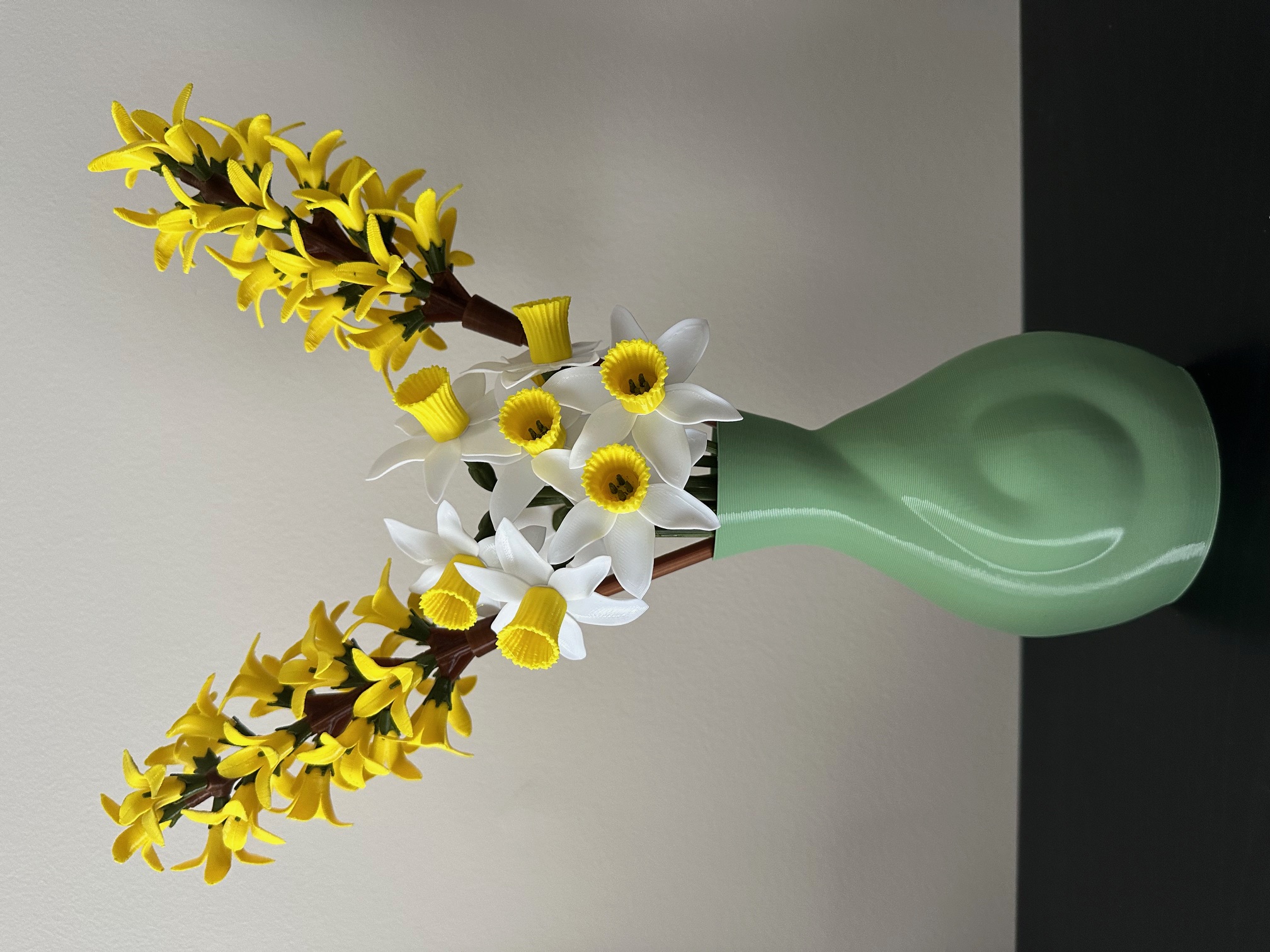 Miniatura 5 do modelo 3D Buildable Flower Daffodil