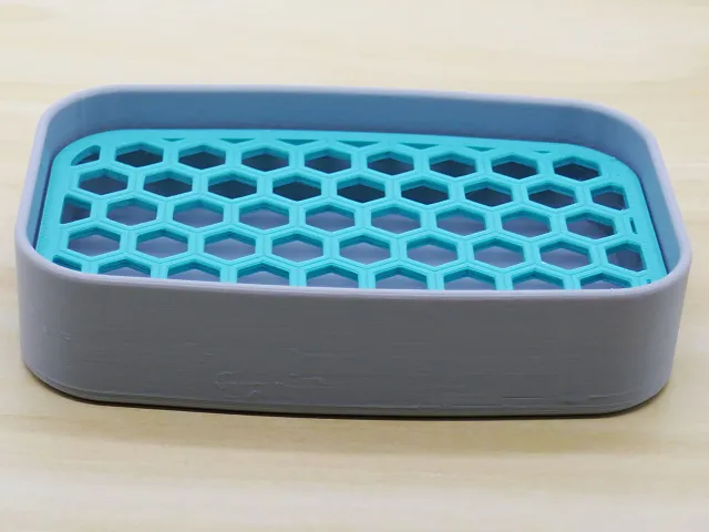 Modern Design Soap Dish With Honeycomb Tray