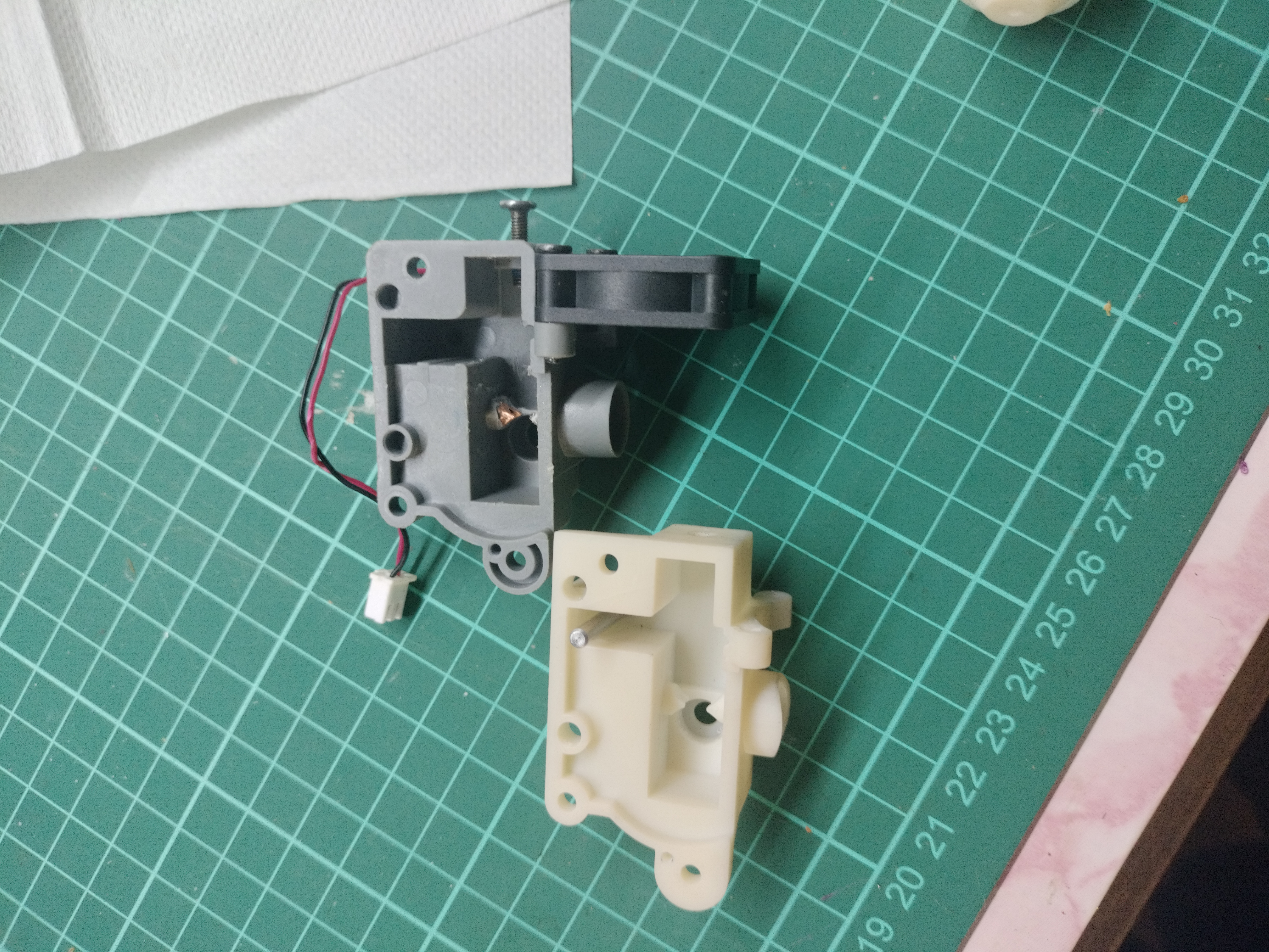 Flashforge Adventurer 5M extruder housing (work in progress)
