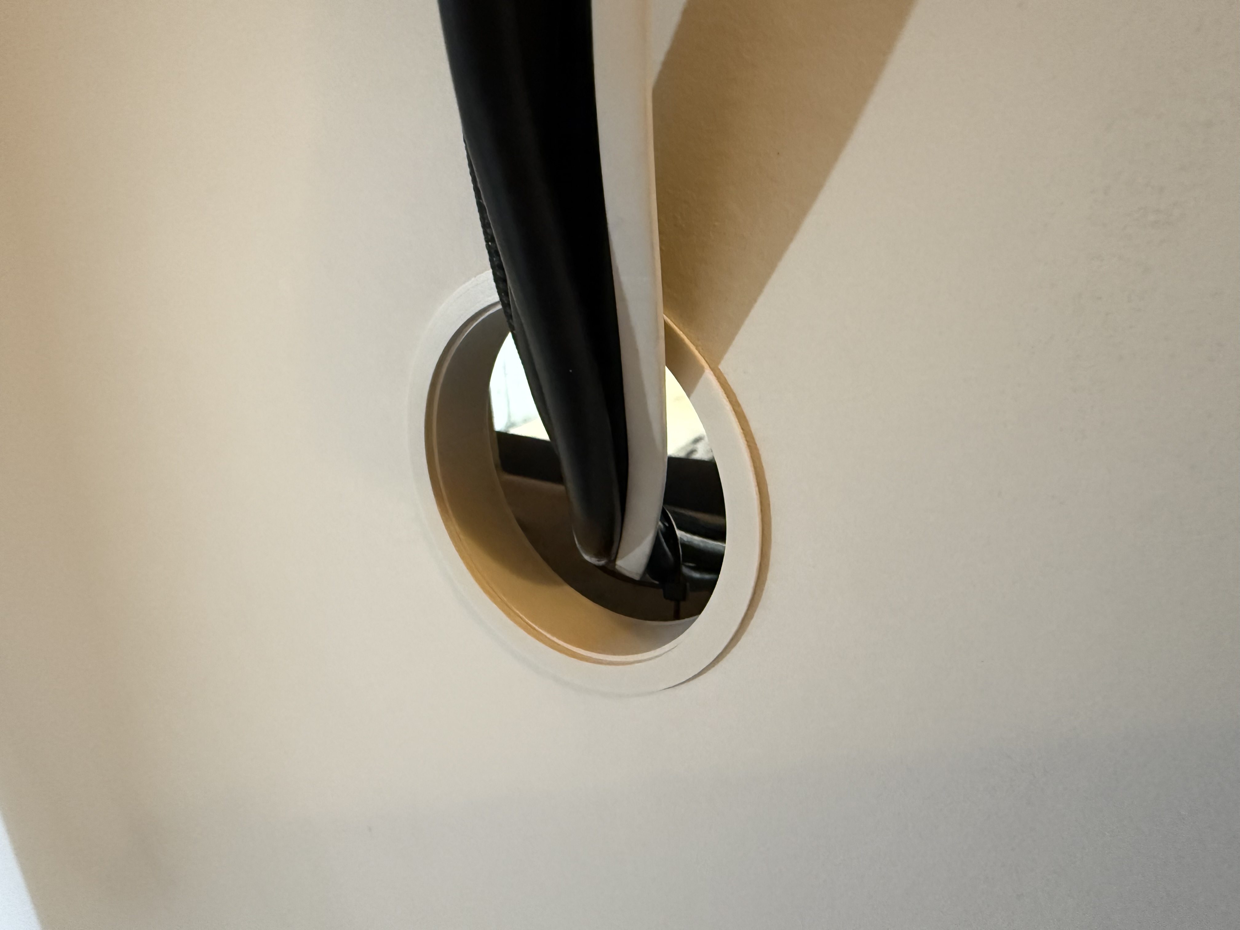 Drywall Grommet 2.5inch outer diameter passthrough