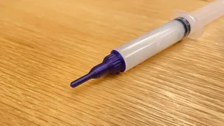 Syringe cap