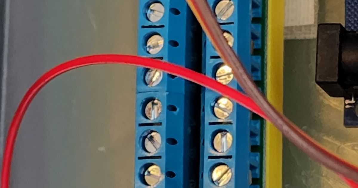 2 x 12 Position Power Distribution Module Mount by Alien3D | Download ...