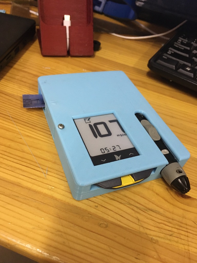 glucometer FreeStyle Optium Neo case