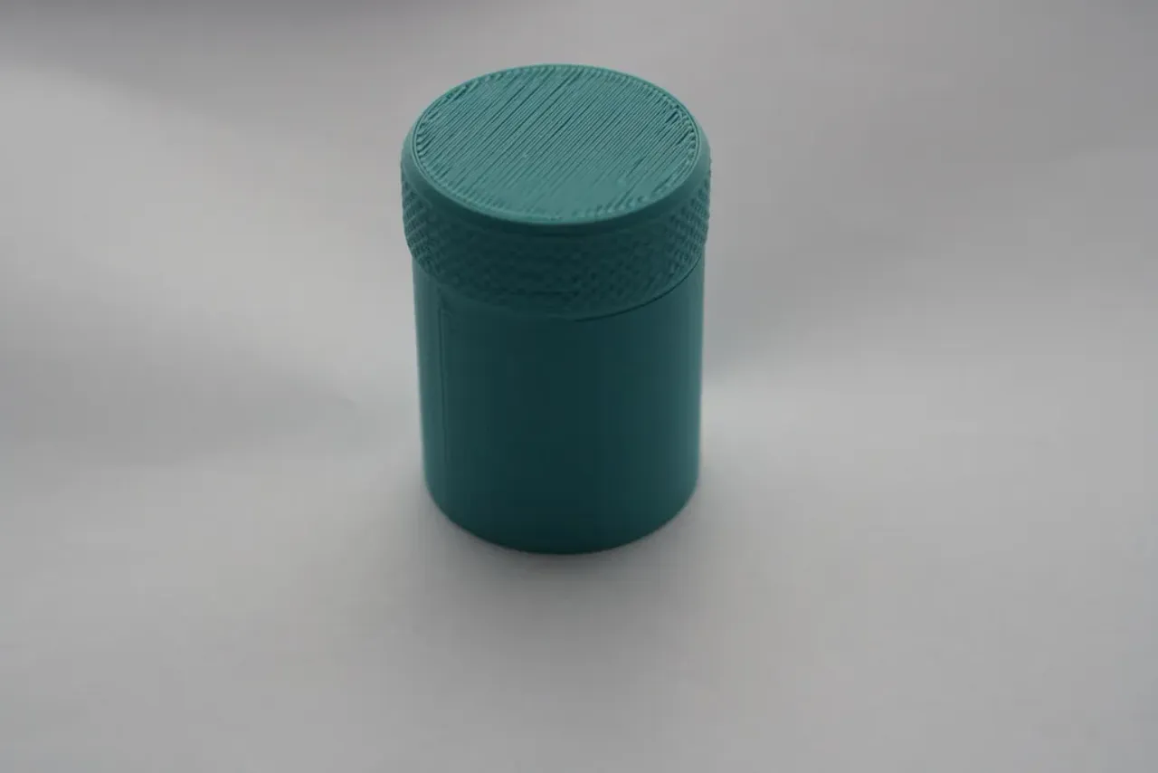 Threaded container by Pan_Barszczyk | Download free STL model ...