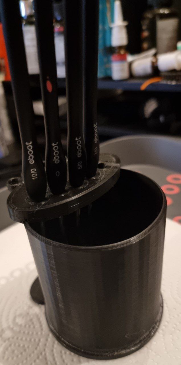 Paintbrush Cup With Brushholder