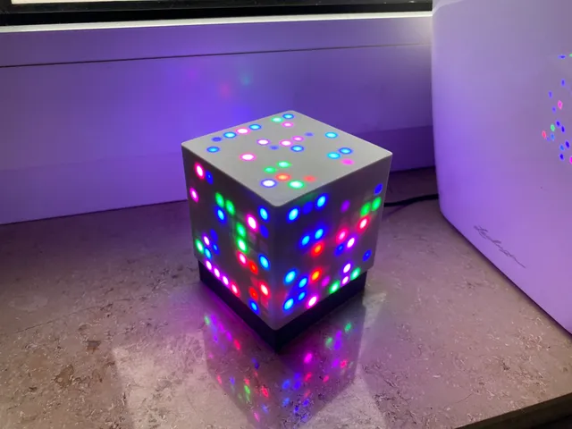 LED matrix cube