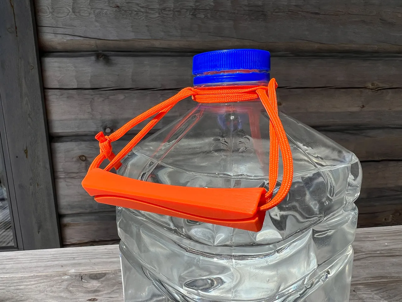 Handle for 5l water bottle by Arrowpilot