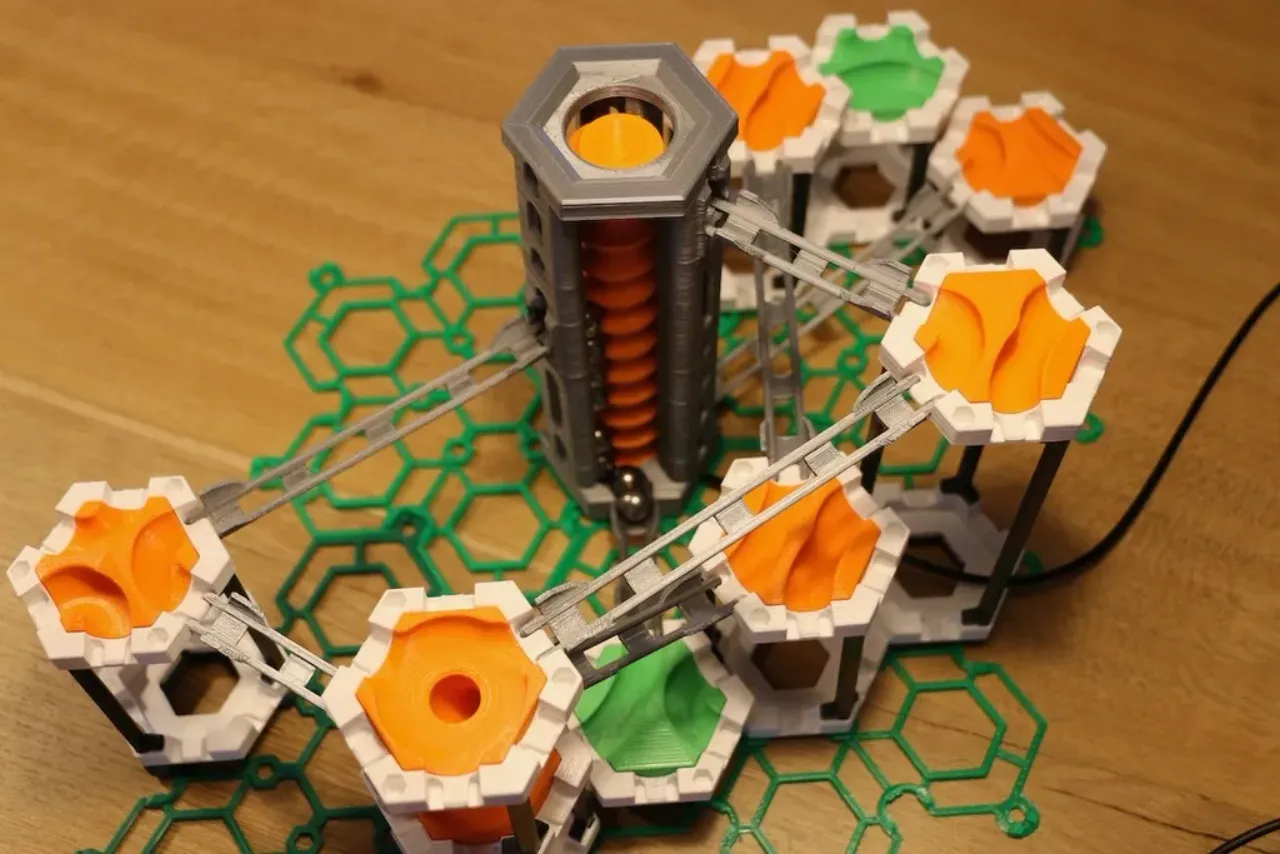 thumbnail image 2 of Gravitrax Compatible Electric Lift - Up To 16cm Height! 3D Printed Elevator For Marble Runs 2 of 4