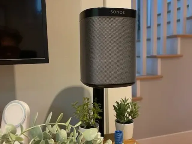 Sonos Play:1 Desk mount with cable channel