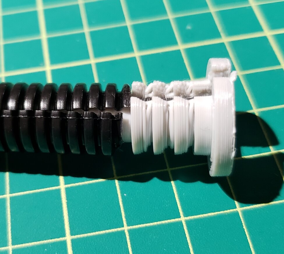 Miniatura 7 do modelo 3D Split flex wire loom thru panel fitting