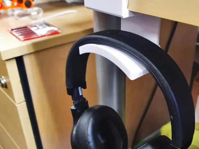 Desk Headphone Clip