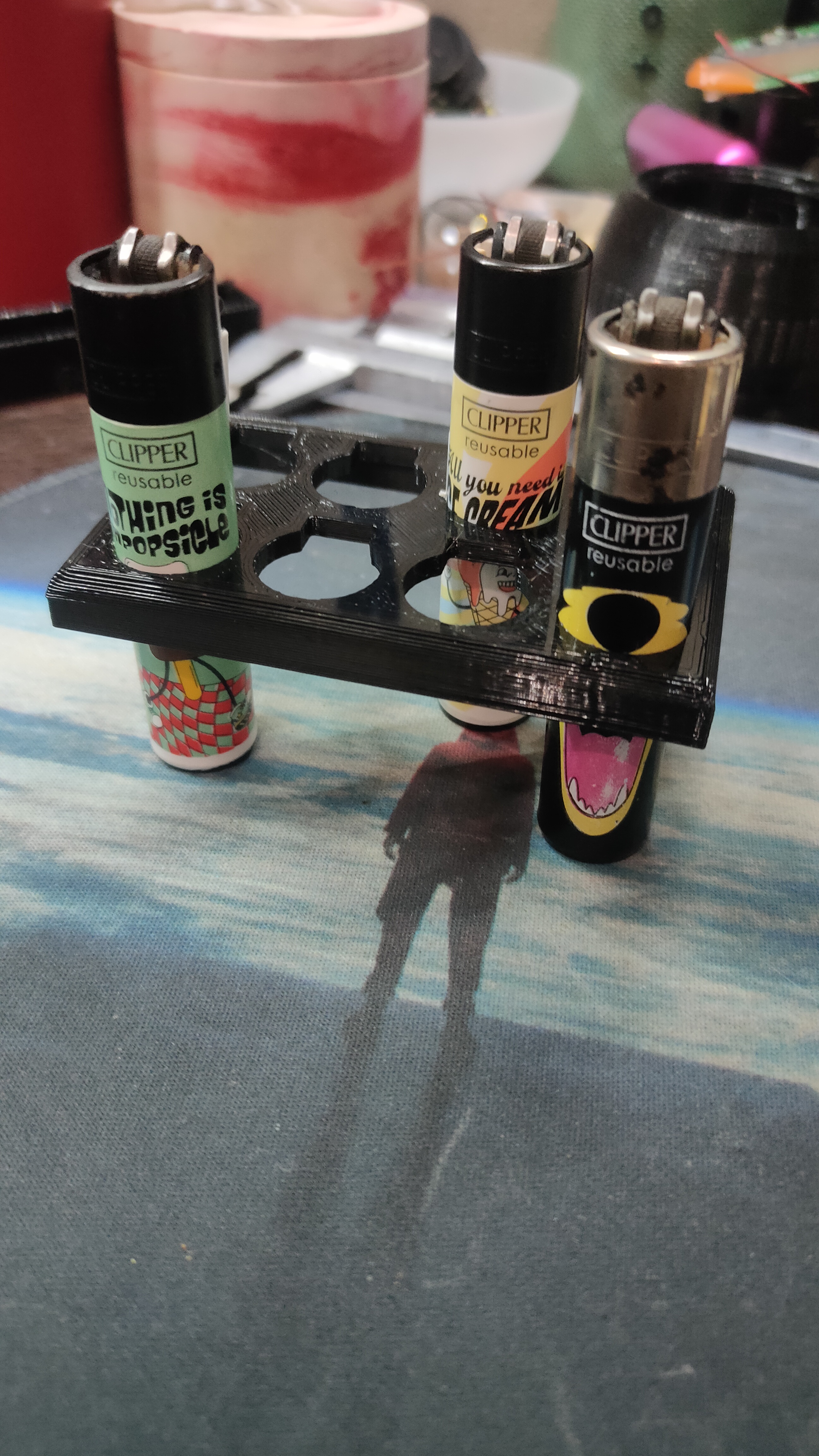 Clipper 2x4 holder