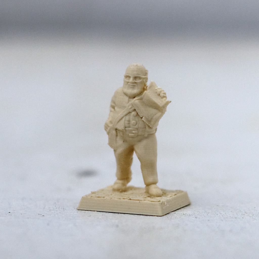 Stan the Explorer 28mm (supportless, FDM friendly) — 4