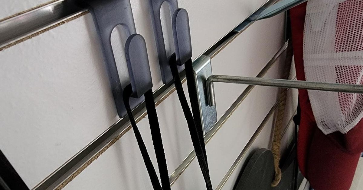 Slatwall Utility/Picture hook by espn8theocho Download free STL