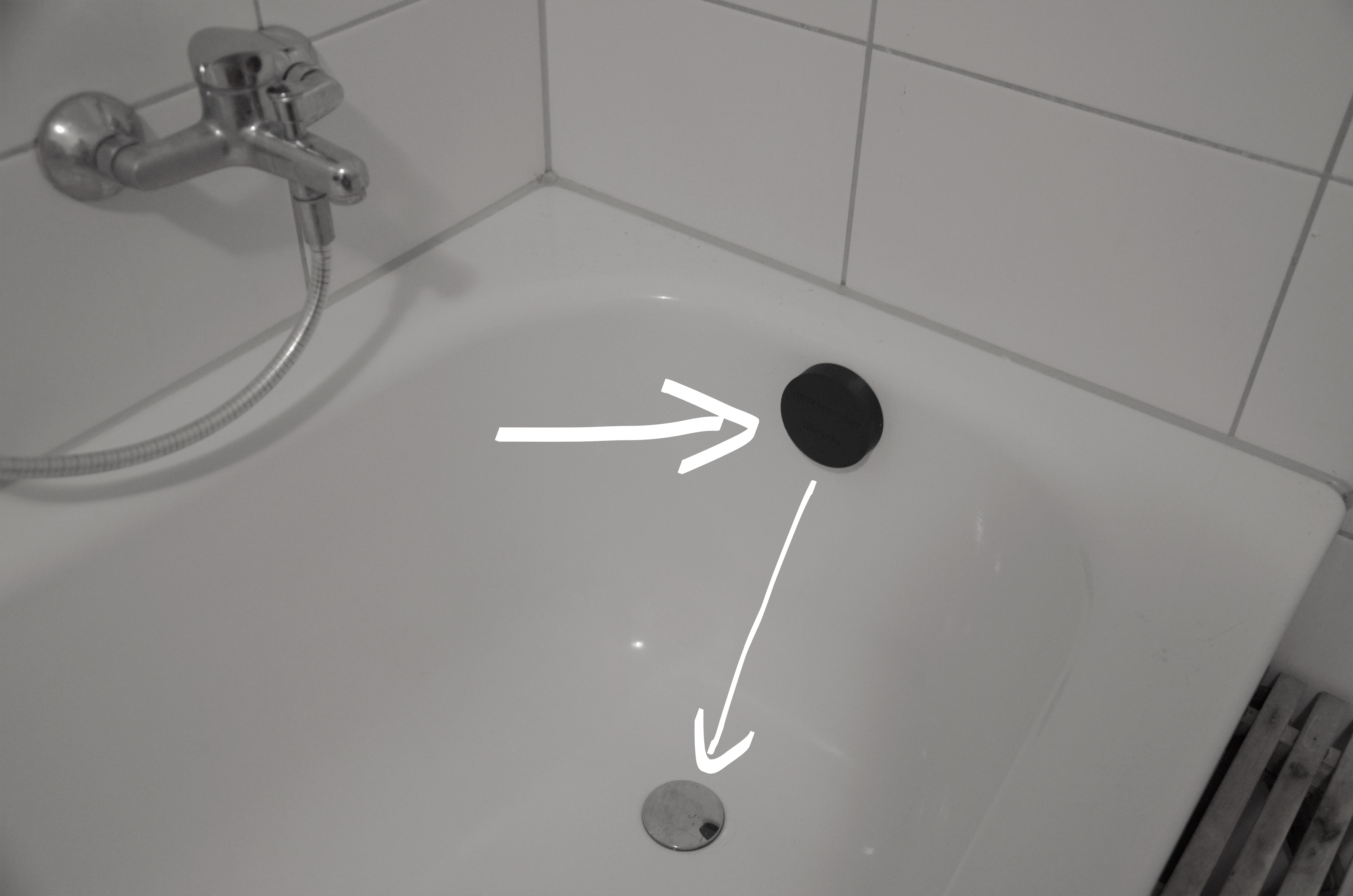 Bathing tub plug lifter knob | Badewannenstöpsel-hebe-knopf