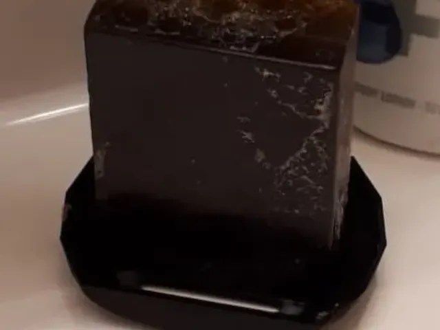 Low Poly Soap Holder