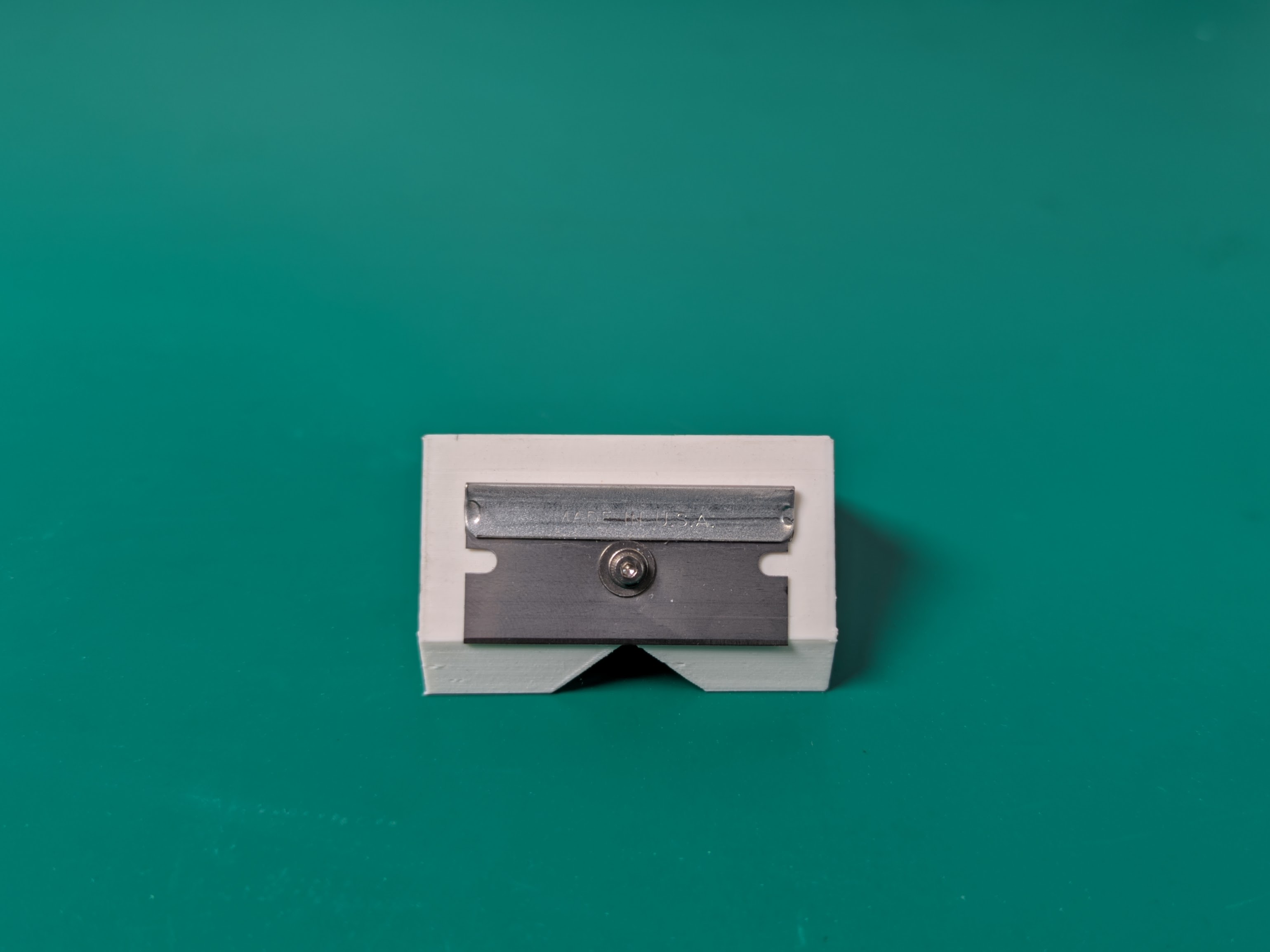 Miniatura 5 do modelo 3D Razor chamfer/deflash/deburr tool
