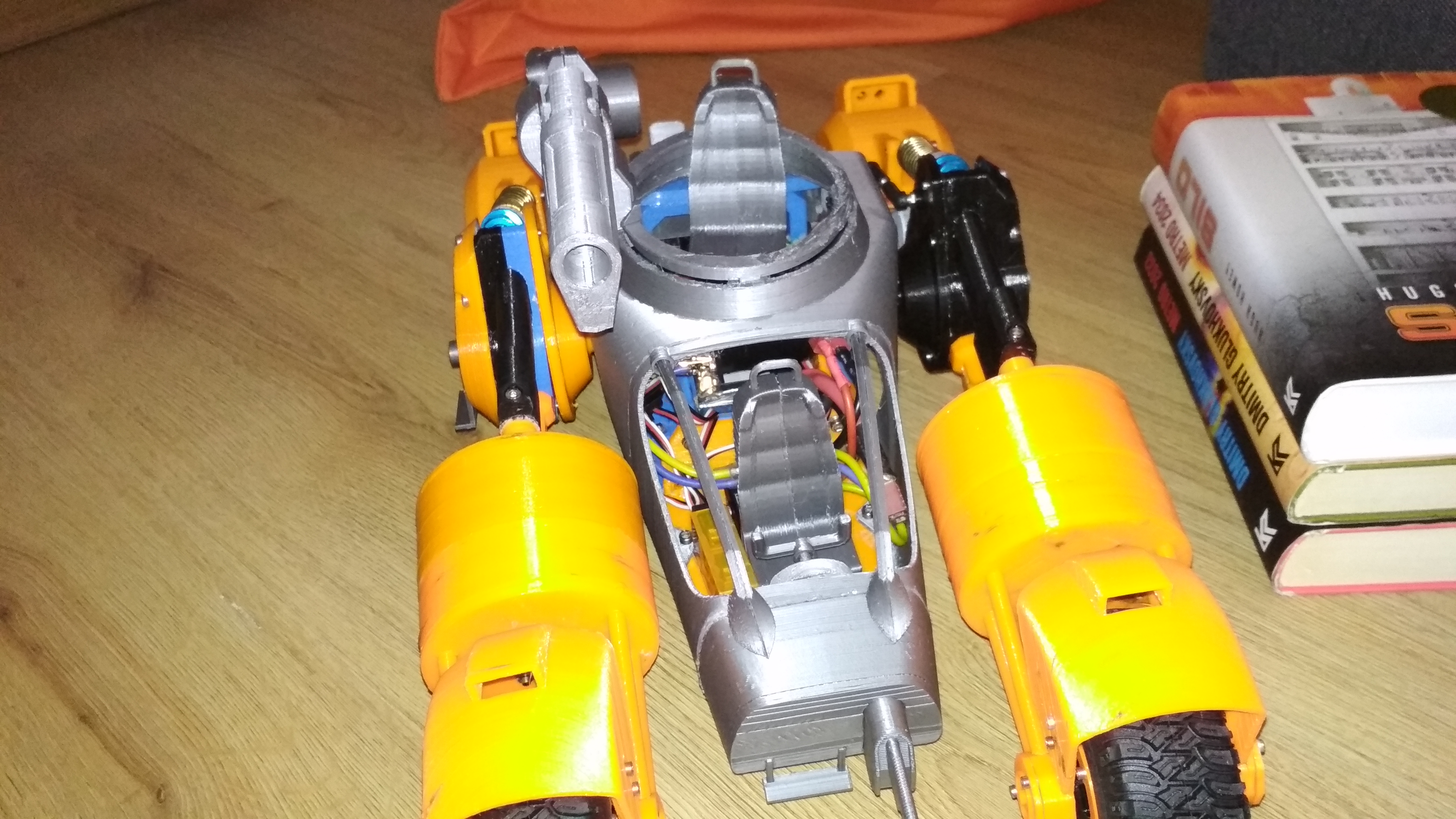 Miniatura 17 do modelo 3D RC Buggy Outrunner (Borderlands)