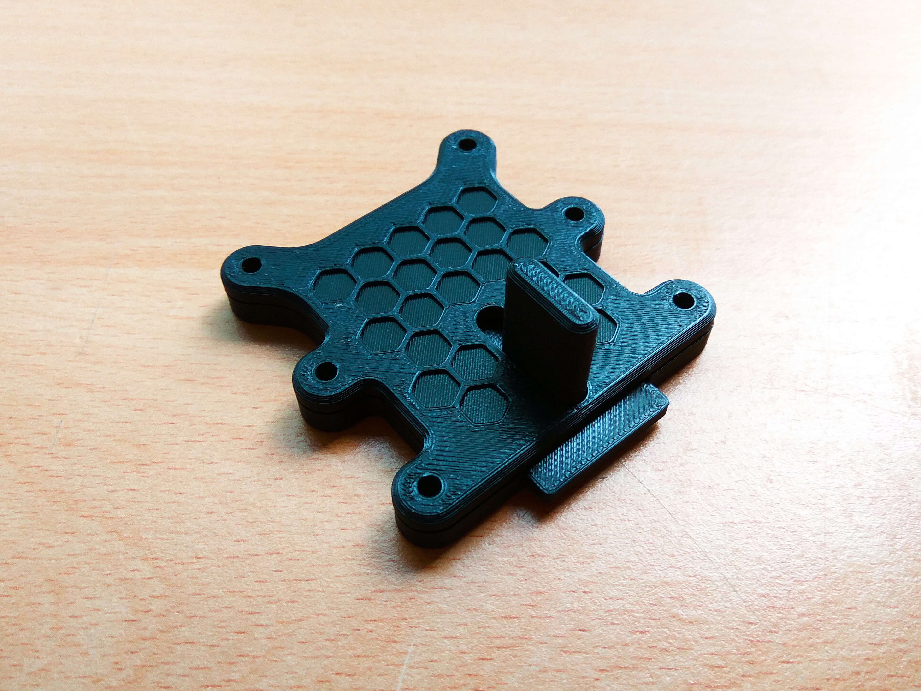 Miniatura 2 do modelo 3D Spring Loaded Lock - V1.4