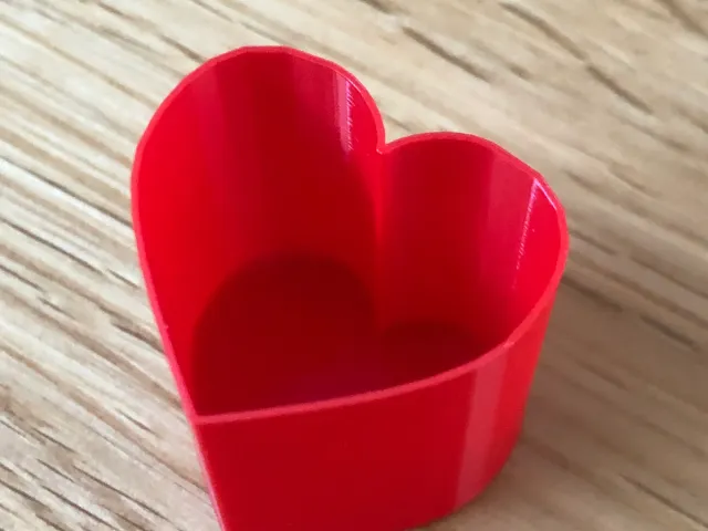 Little heart shaped test for vase mode