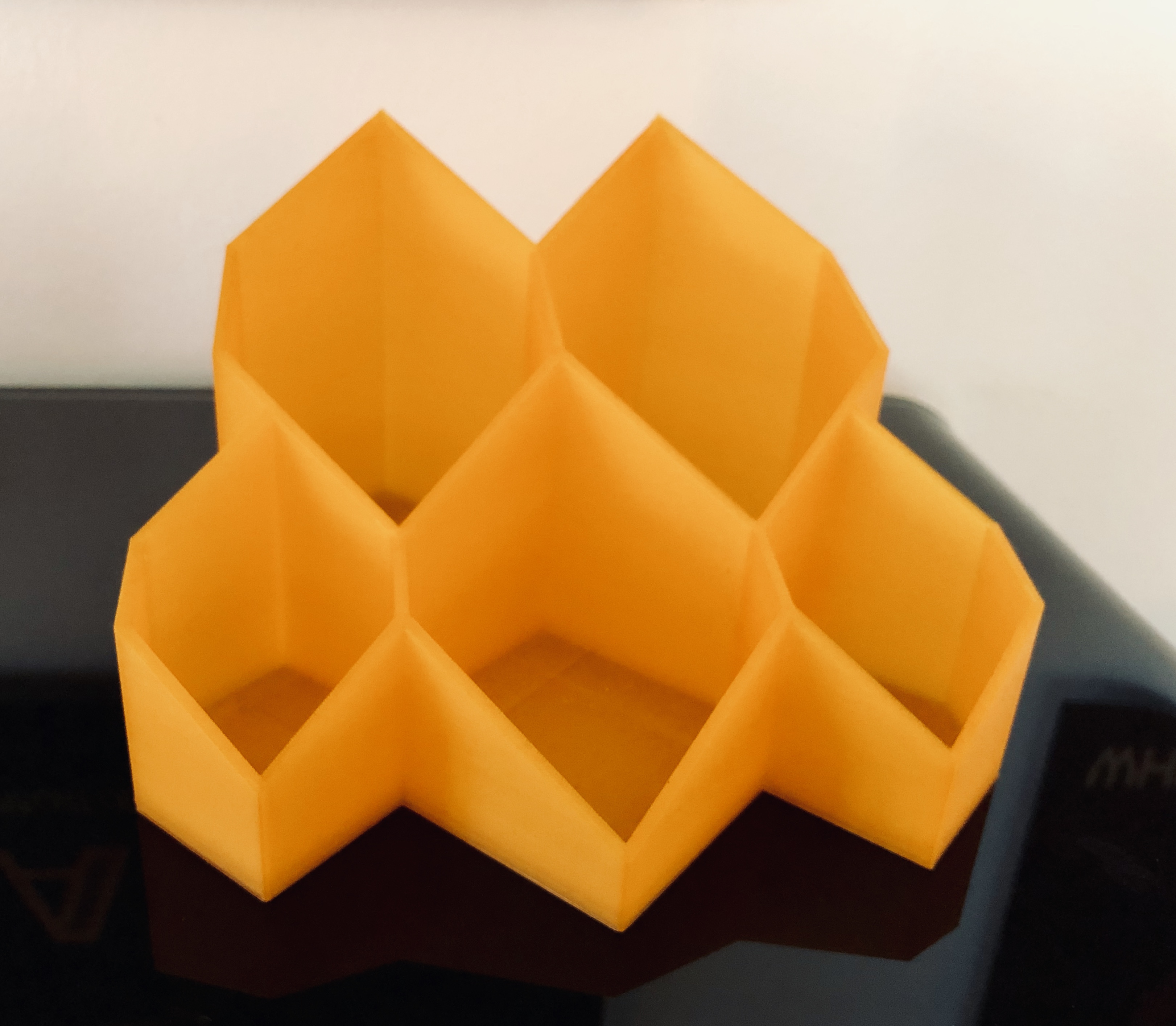 Miniatura 2 do modelo 3D Hex Remote Holder