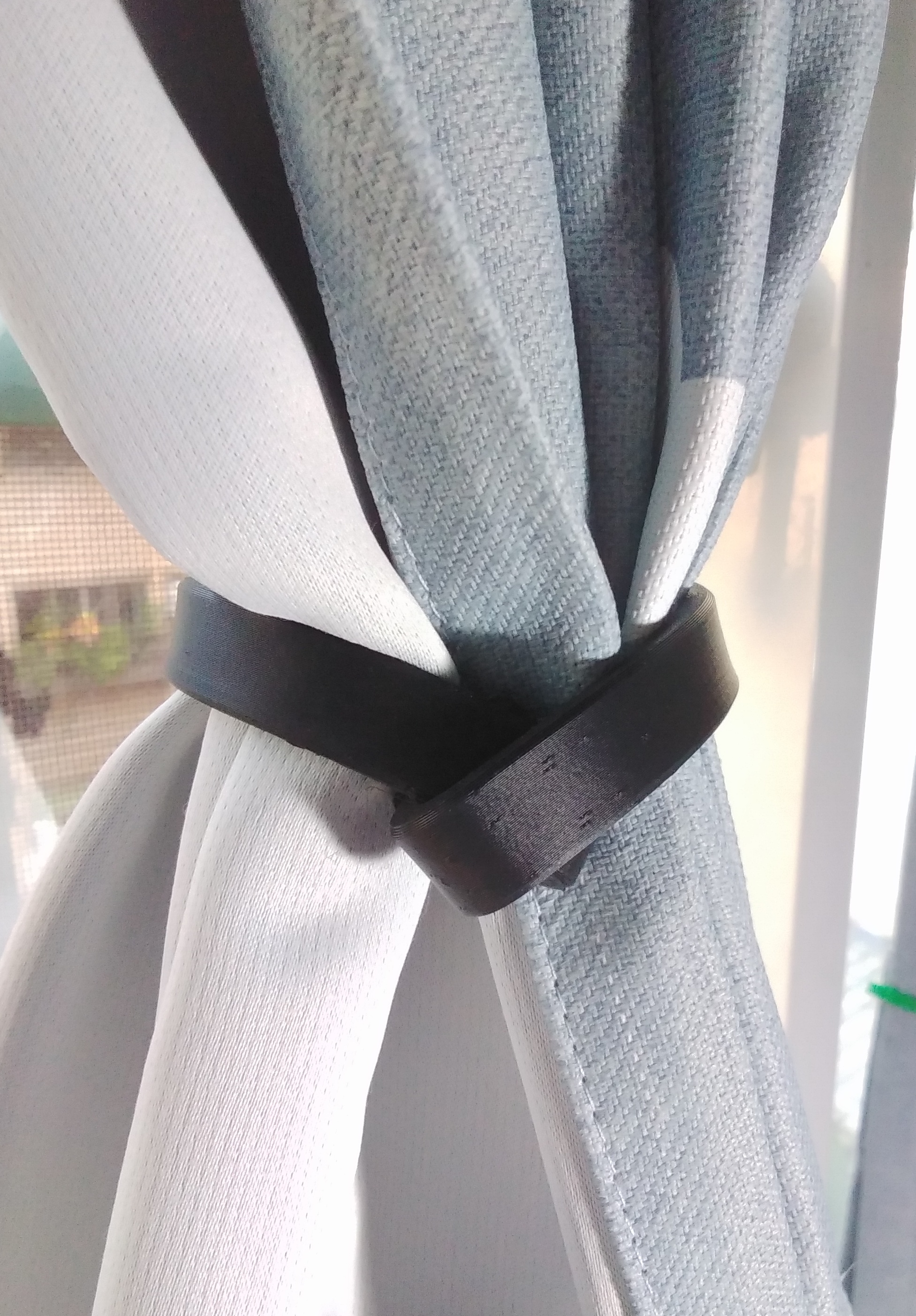Flex Curtain Holder