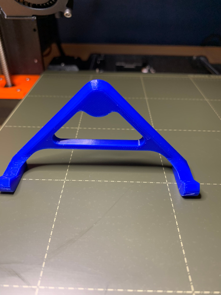 FPV Drone Magnet Mount Wall Hanger by CableFPV | Download free STL ...