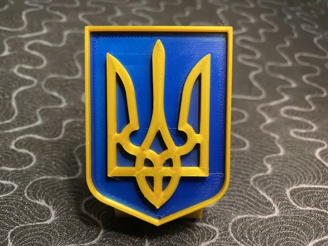 #StandWithUkraine magnet and table emblem