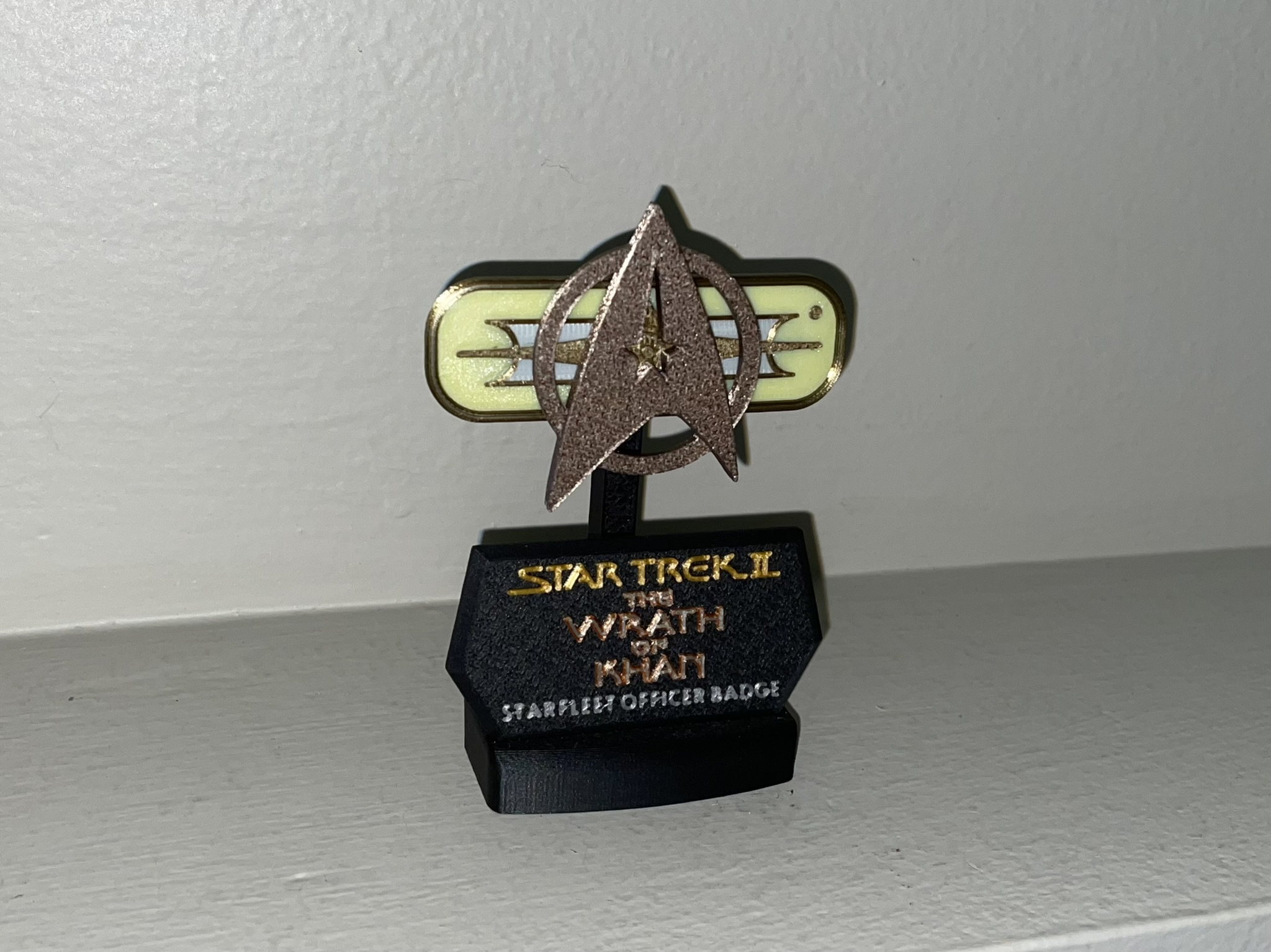 Star Trek II TWOK Badge by 𝗨𝗻𝗶𝗺𝗮𝘁𝗿𝗶𝘅𝗥𝗲𝗱🪐🌠 | Download free STL model ...