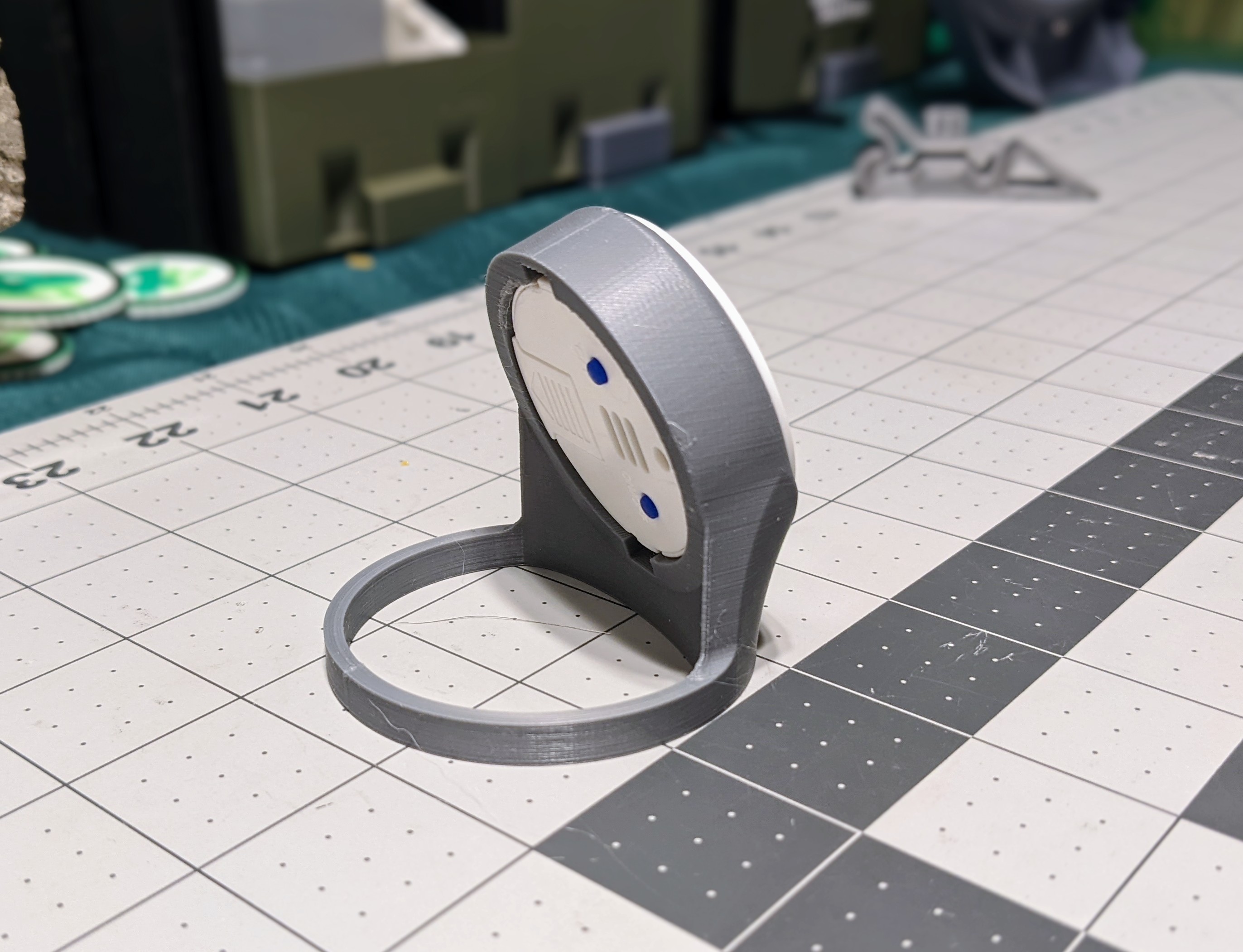 Miniatura 2 do modelo 3D Hygrometer Thermometer Stand - Simple Round