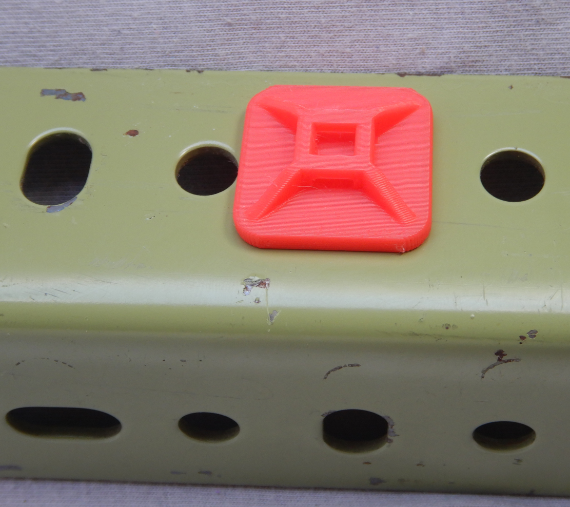 Kabelbinder Platte für Dexion; Cable tie mount for Dexion